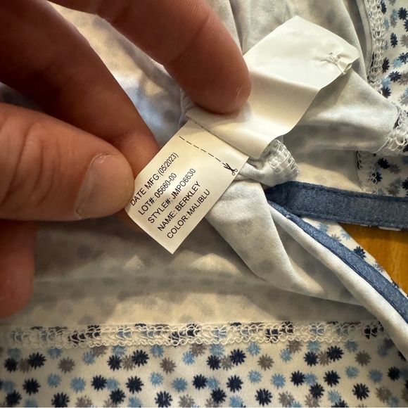 FINAL PRICE- NEW- Johnnie O Featherweight Berkley Performance Polo Shirt - Picture 6 of 11